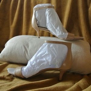 Nine West Ankle Strap Kitten Heels